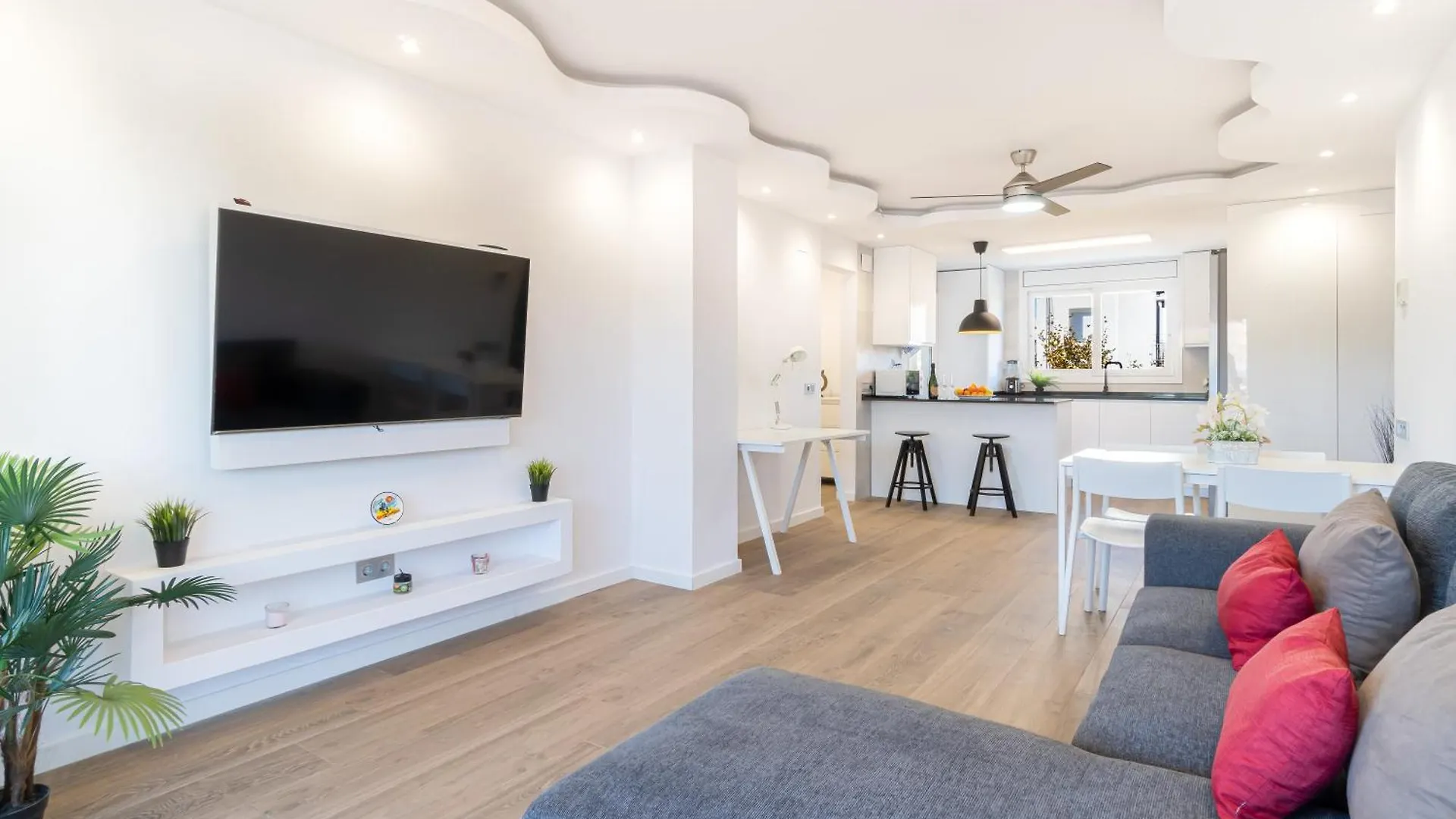 Apartament Turistmar - Amplio Apartamento Con Gran Terraza Con Vistas A Solo 50M De La Playa, Salou